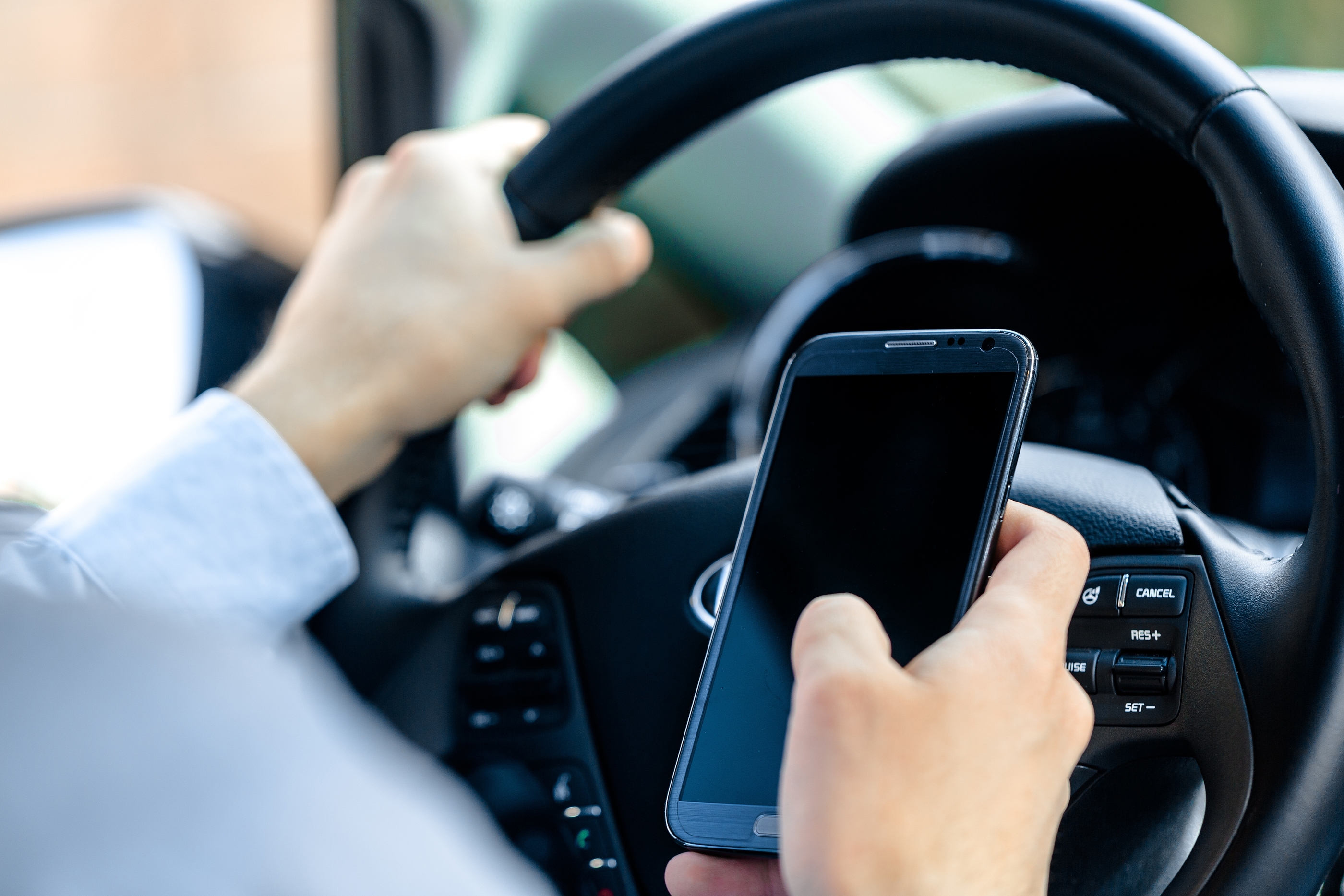 New App Locks Your Phone While You Are Driving